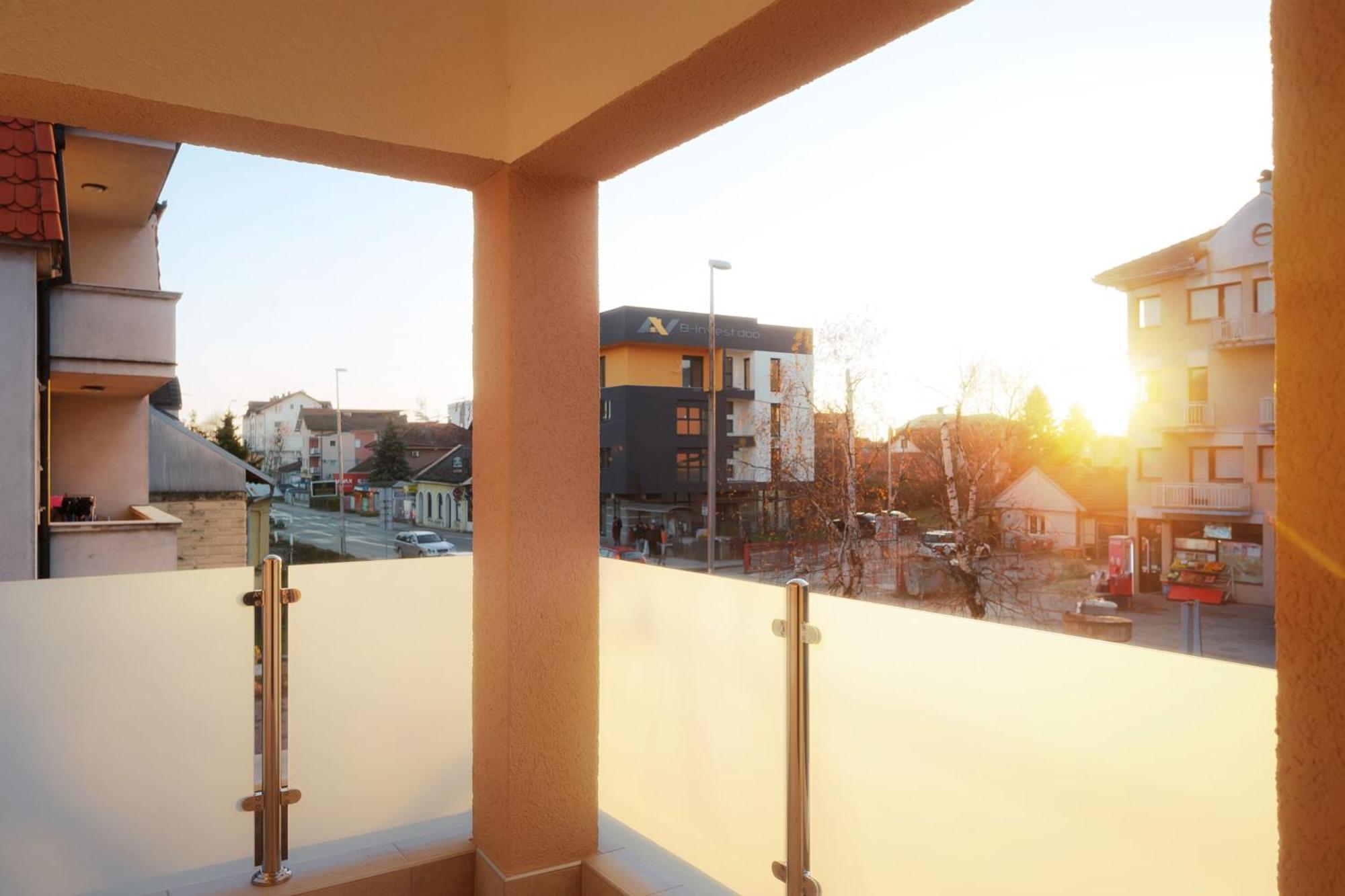 Nobel Apartmani Brcko Bagian luar foto